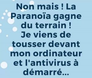 humour confinement quarantaine blague tousse devant ordi antivirus