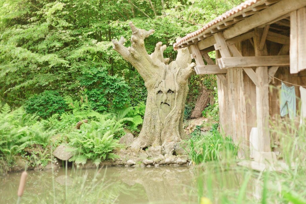 monde imagine de la fontaine au puy du fou 2021