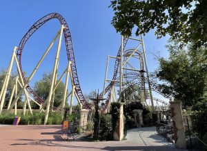 Grand-huit coaster Mystic Walibi Rhône-Alpes