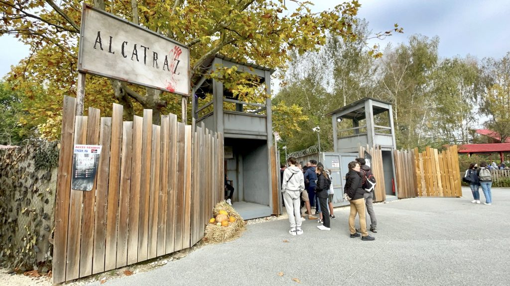 Maison hantee halloween à Walibi Rhone-Alpes en isere