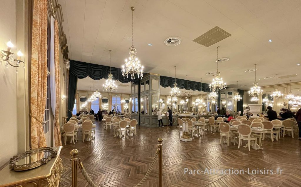 photo salle de restaurant de l'hotel le grand siecle prise lors d'un sejour puy du fou