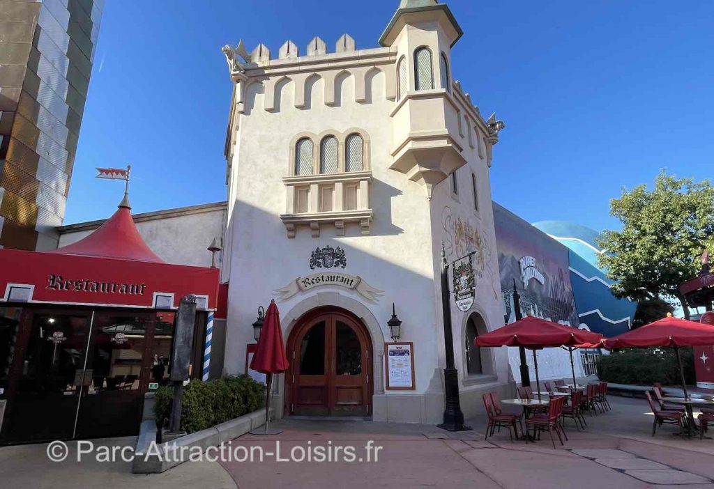 king ludwig café au Disney village