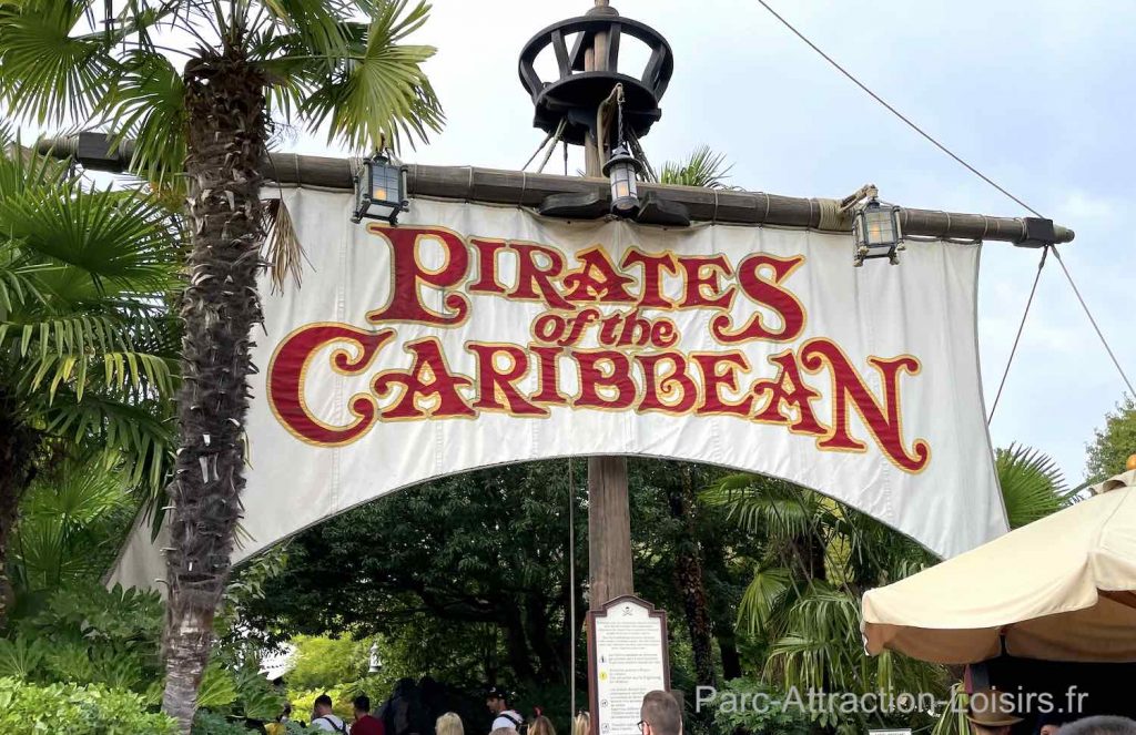 Pirates des caraïbes attraction Disneyland