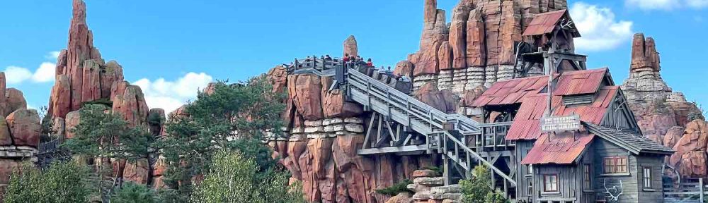 grand-huit parc disney paris train de la mine big thunder mountain