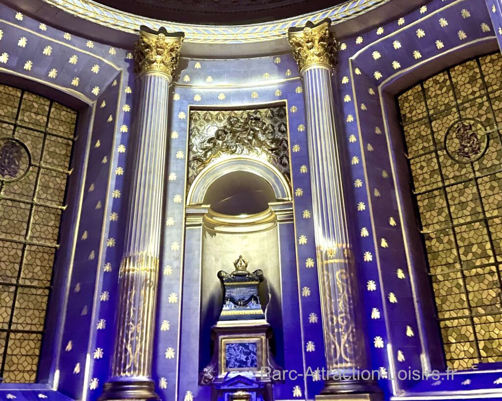 Belles couleurs projections AURA Invalides