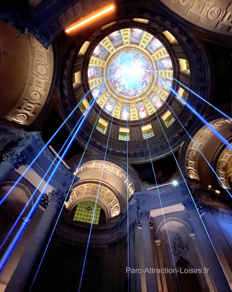 coupole des invalides avec son et lumière AURA
