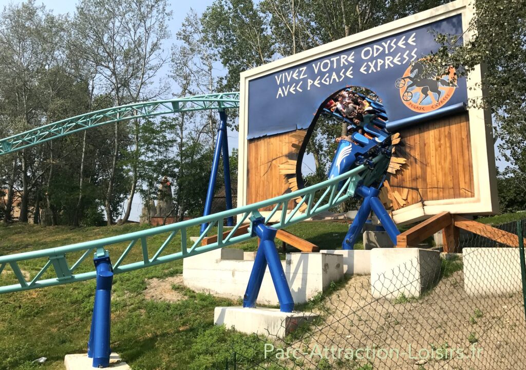 Attente aux attraction du Parc Asterix jour d'affluence