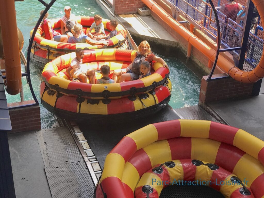 attraction aquatique rafraichissante parc asterix pour été canicule temps chaud et chaleur