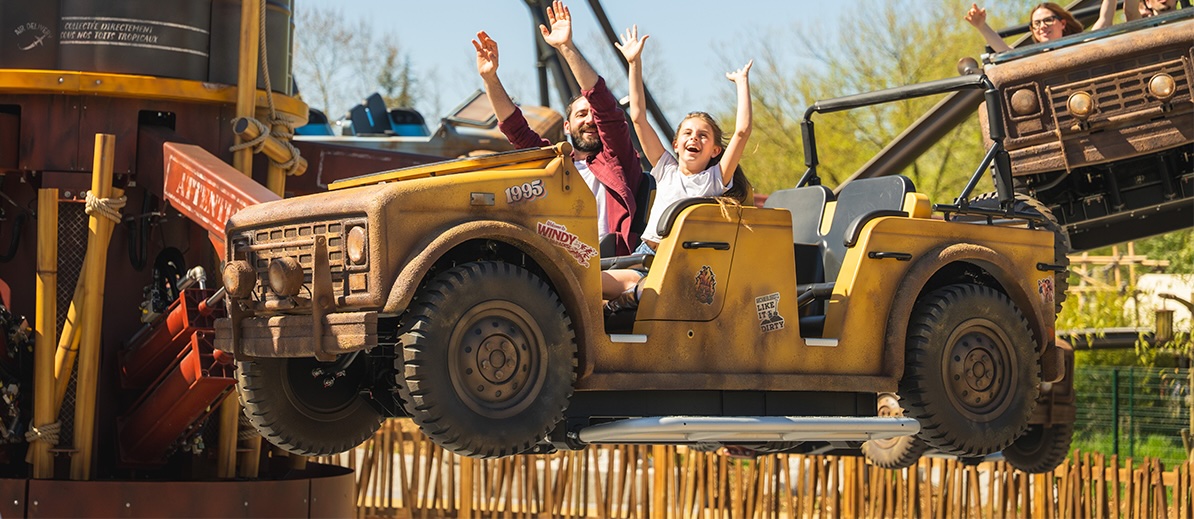 Walibi Rhône-alpes ouvre sa première nouveauté 2026 : RépaR’Ta Kar vous embarque en 4×4 (vidéo)