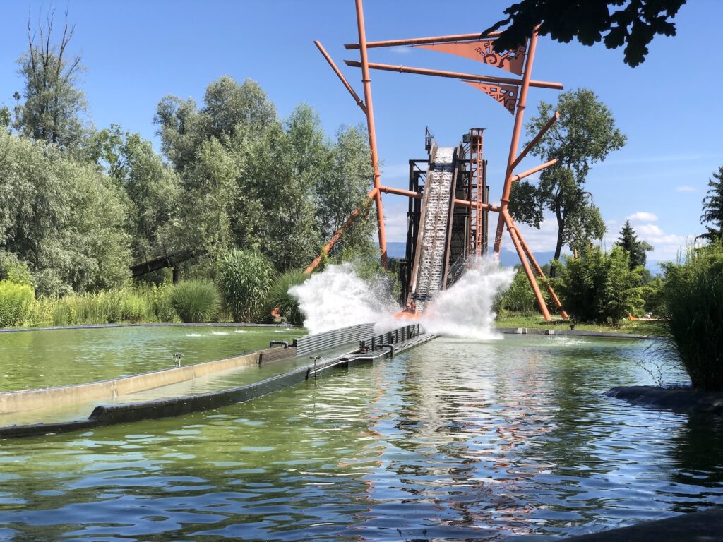 rivier canadienne bambooz river à Walibi Rhône-Alpes