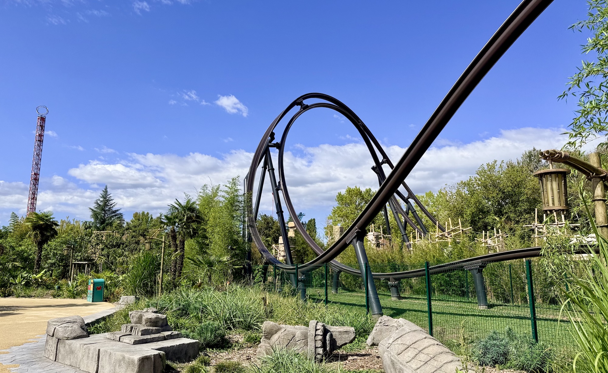 Bilan estival positif pour Walibi Rhône-alpes : chiffres en progression et tendances à retenir