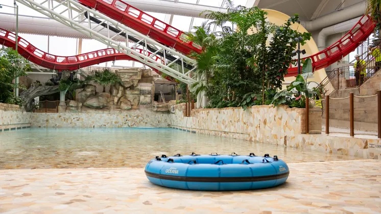 attraction aquatique raft 6 personnes oceana liseberg